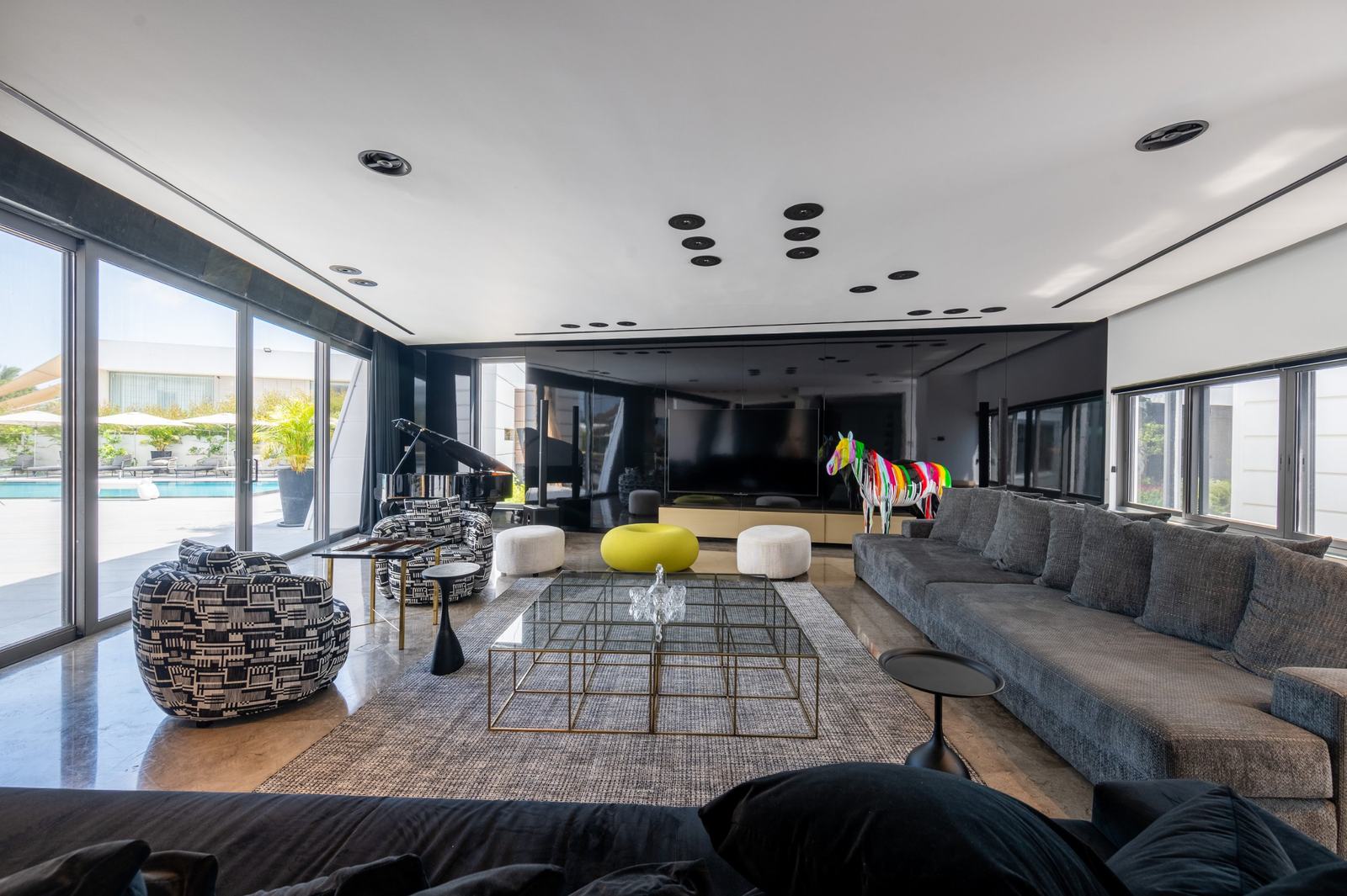 Modern pool house listing, listing photography by Re-Capture