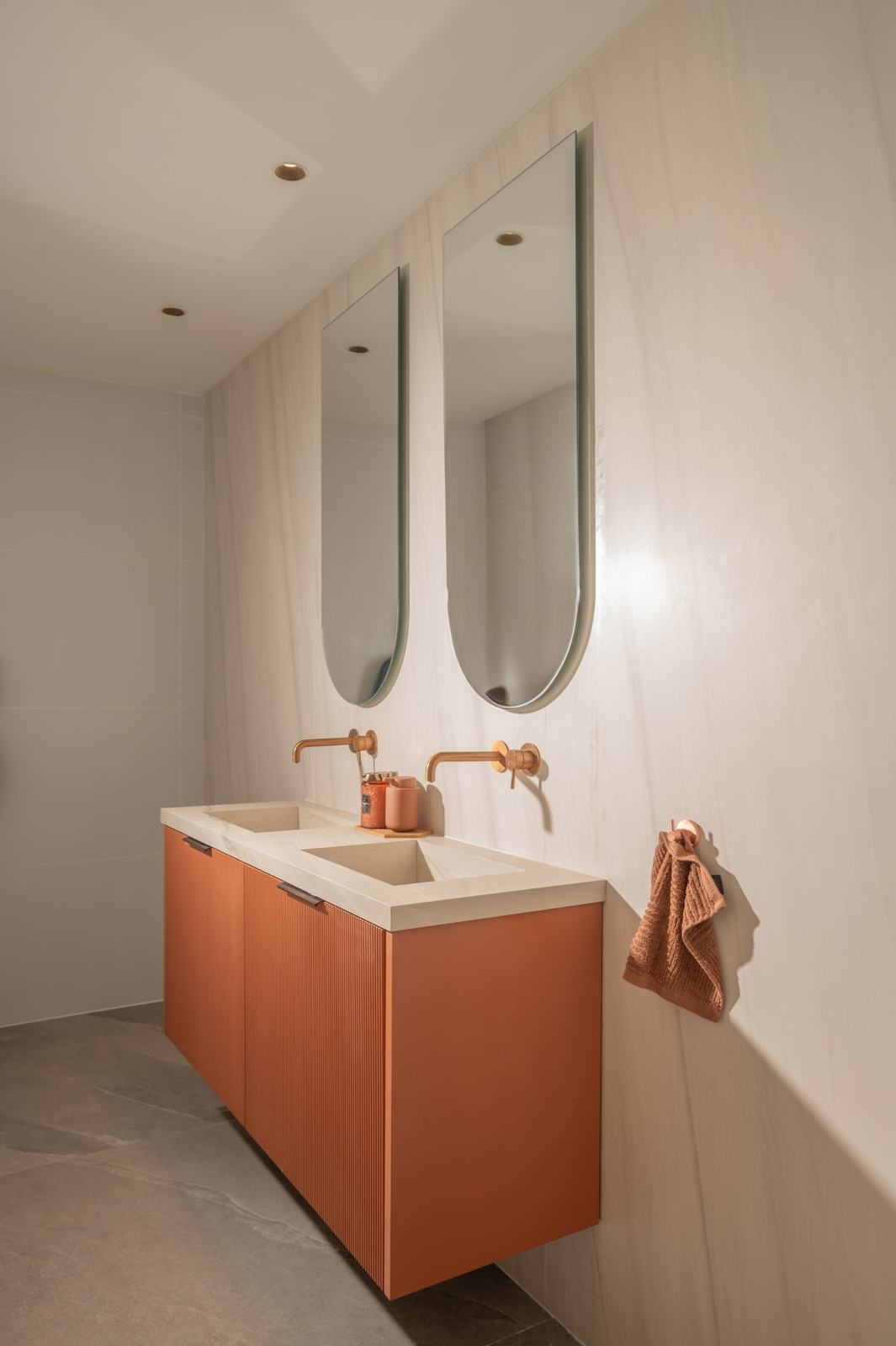 Aesthetic clinic, photographed by Re-Capture