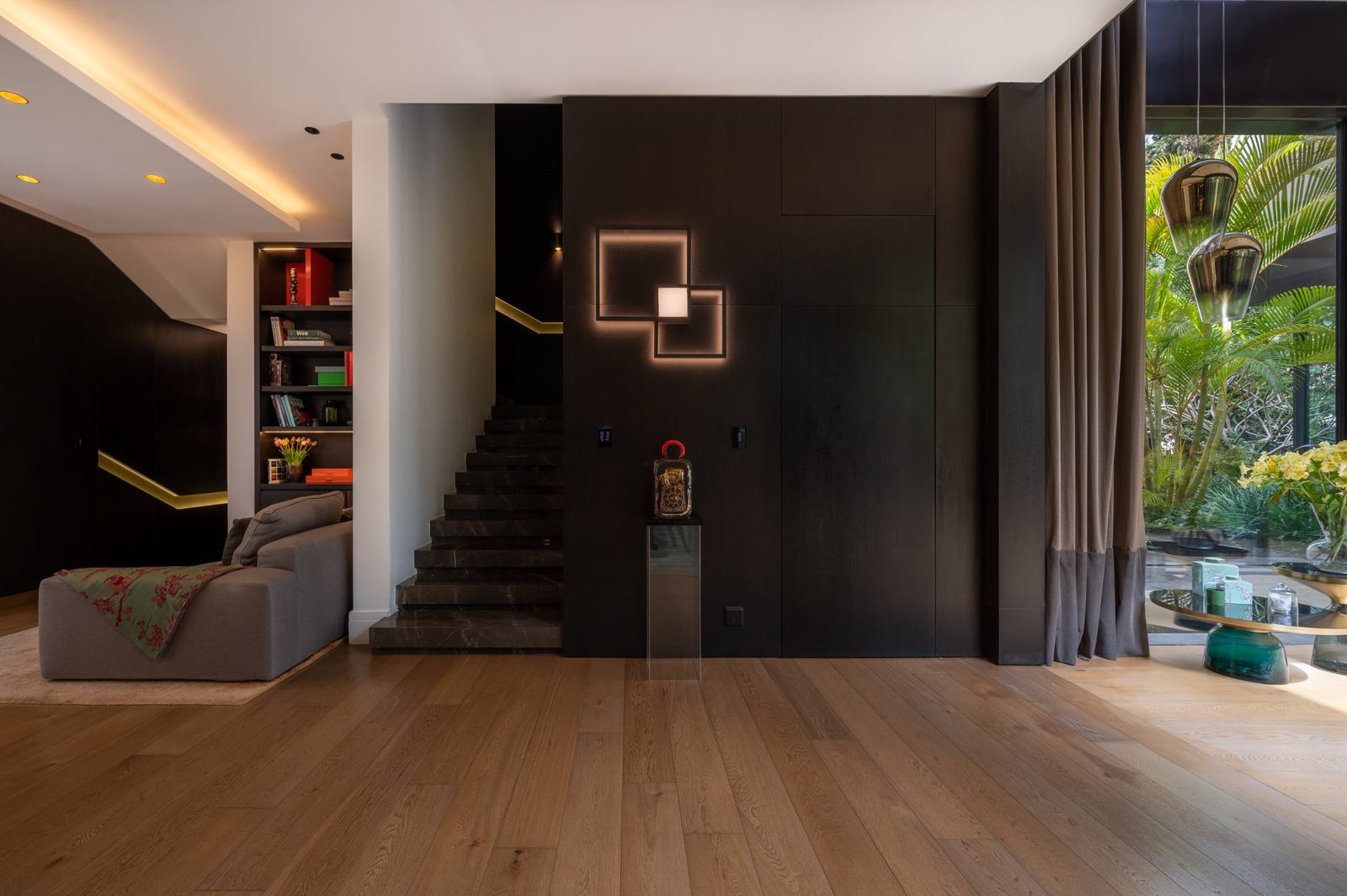 Bamboo courtyard house, photographed by Re-Capture